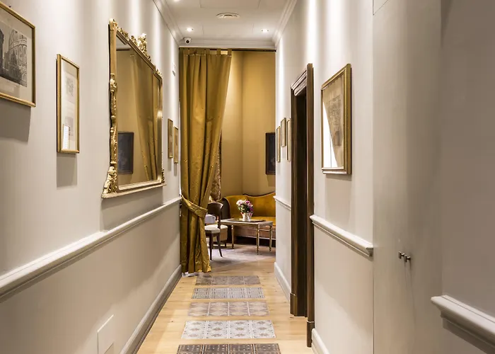 Navona Grand 4*