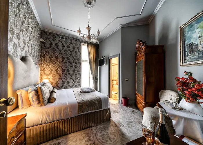 Navona Grand Гостевой дом 4*
