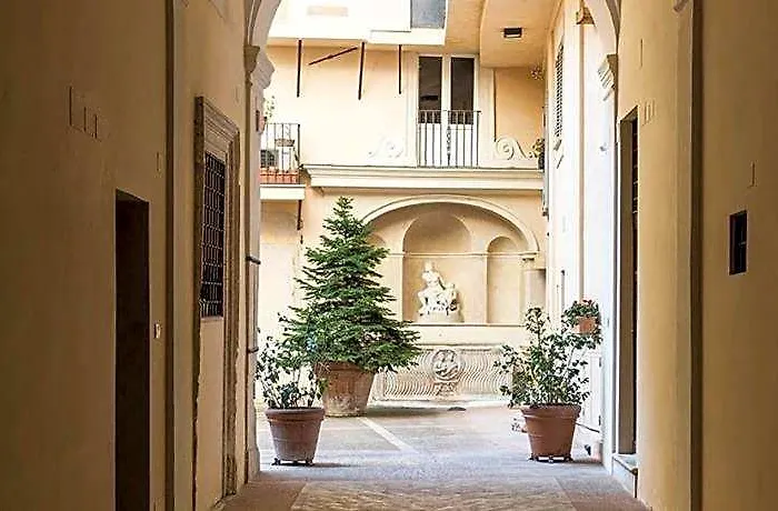 Navona Grand Гостевой дом 4*
