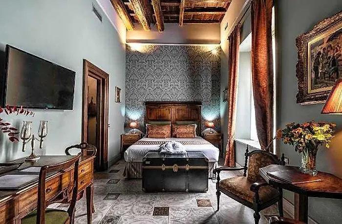 Navona Grand