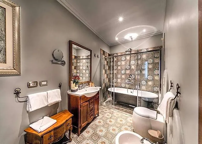 Navona Grand Гостевой дом 4*