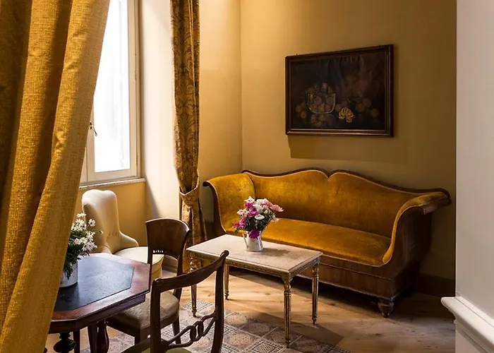 Navona Grand Гостевой дом 4*